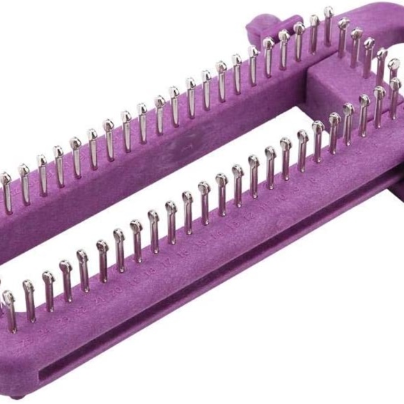 Loops & Thread Sock Loom - EUC - Picture 2 of 6